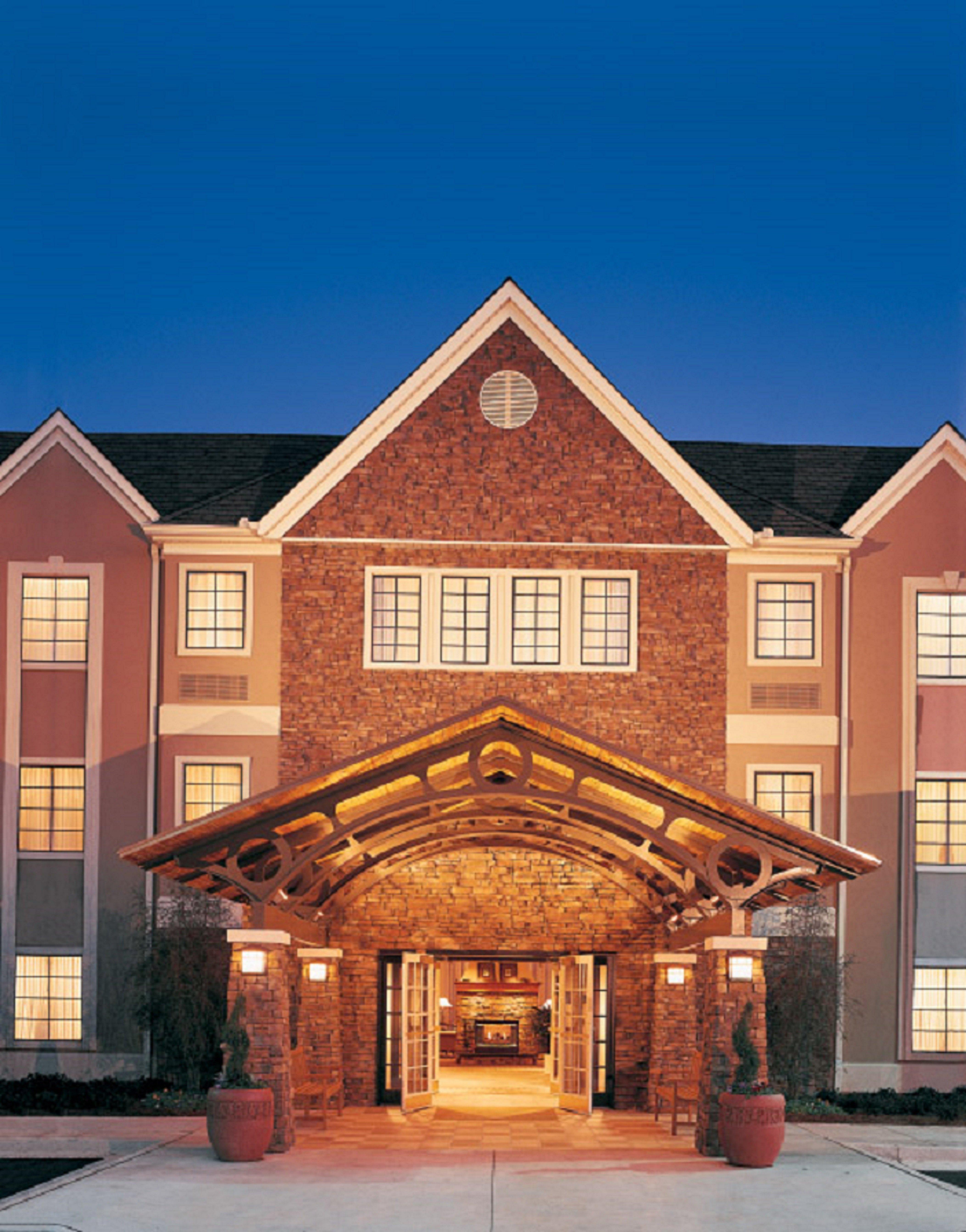 Staybridge Suites - Columbus - Worthington, An Ihg Hotel Bagian luar foto